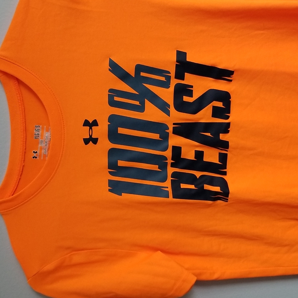 UNDER ARMOUR T